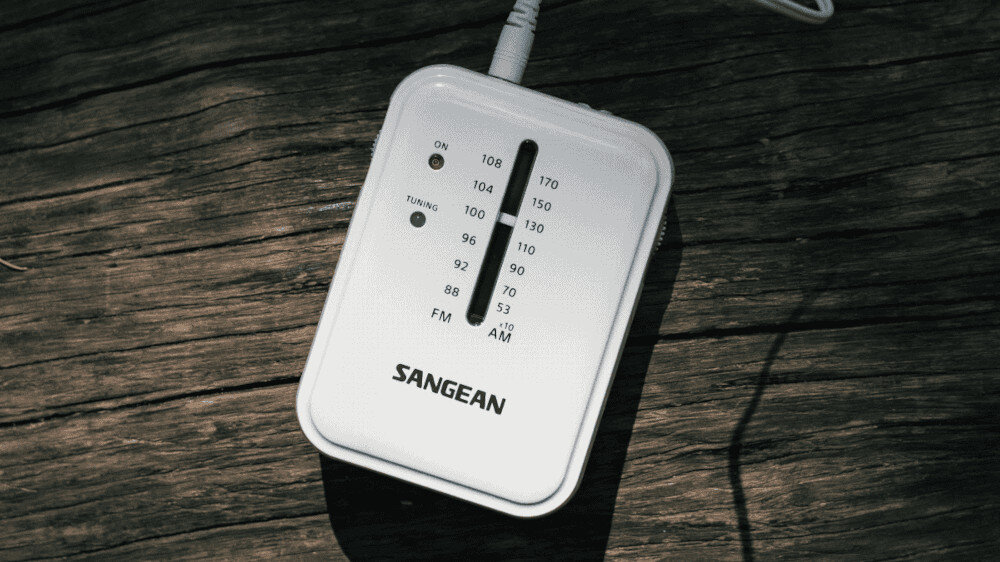 Radio SANGEAN SR-32  - wskaźnik