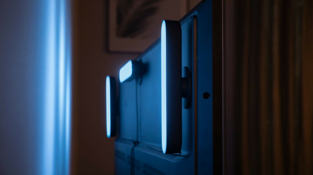 Lampa PHILIPS HUE White and Color Ambiance Play Czarny kolor montaz