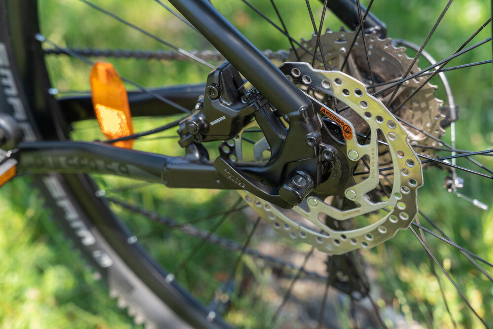 Rower górski MTB INDIANA X-Pulser 5.9 M19 29 cali męski Czarno-grafitowy hamulce tarczowo-hydraulicznena tył i przód marki SHIMANO Acera niezawodne lekkie szybki czas reakcji bezawaryjne na każdą nawierzchnię