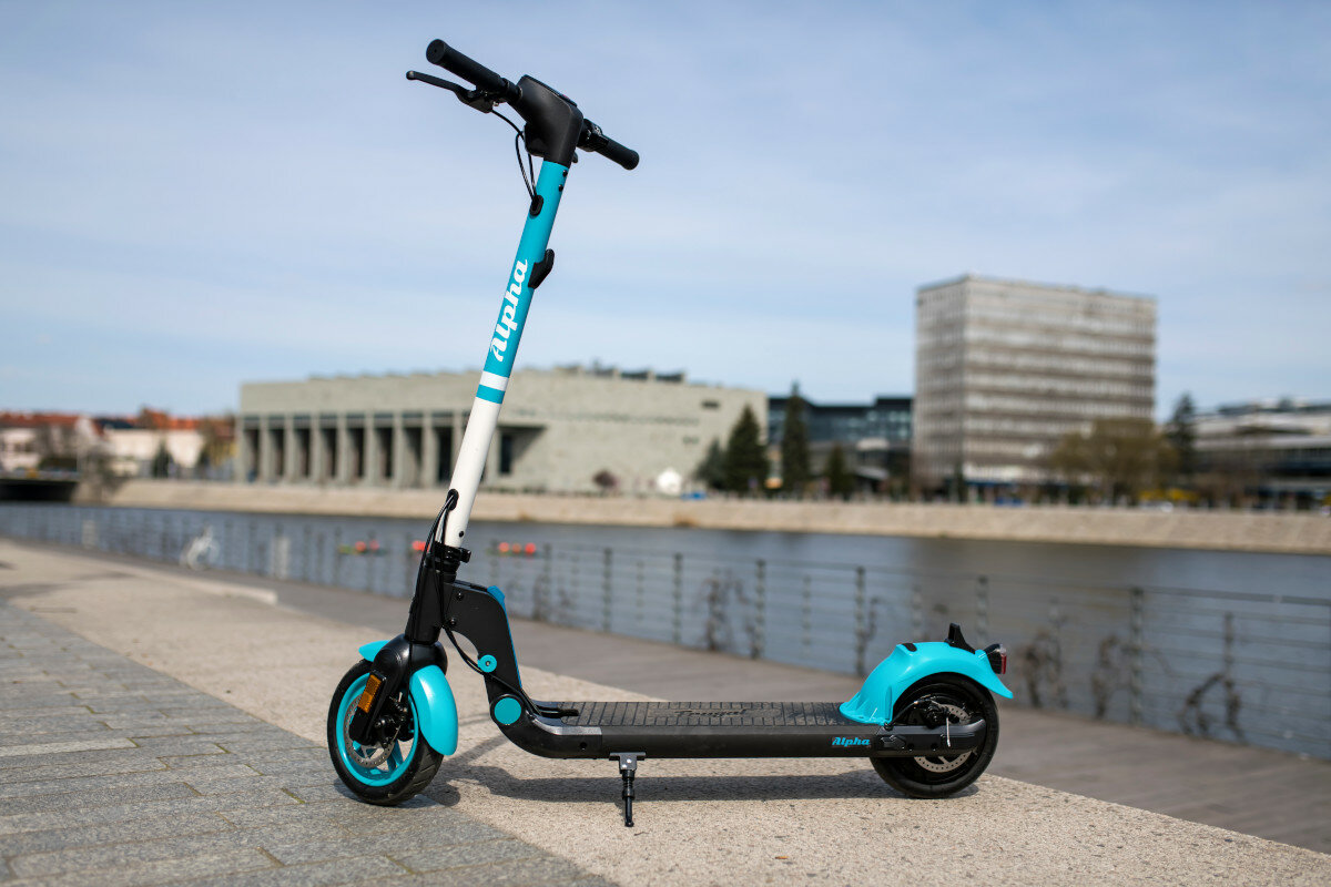 Hulajnoga elektryczna FRUGAL Alpha Czarno-turkusowy solidna konstrukcja rama z aluminium tworzyw sztucznych wysokiej jakości wytrzymała