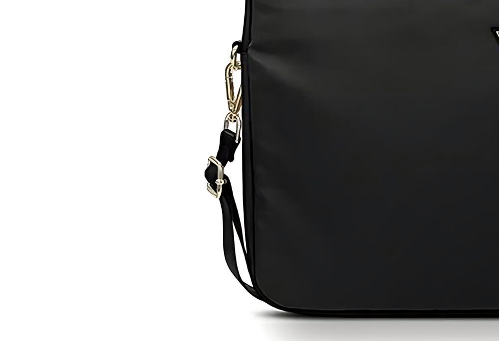 Torba do laptopa GUESS Nylon Triangle Logo 16 cali blyskawiczny zamek duze kieszenie dodatkowa kieszen zewnetrzna