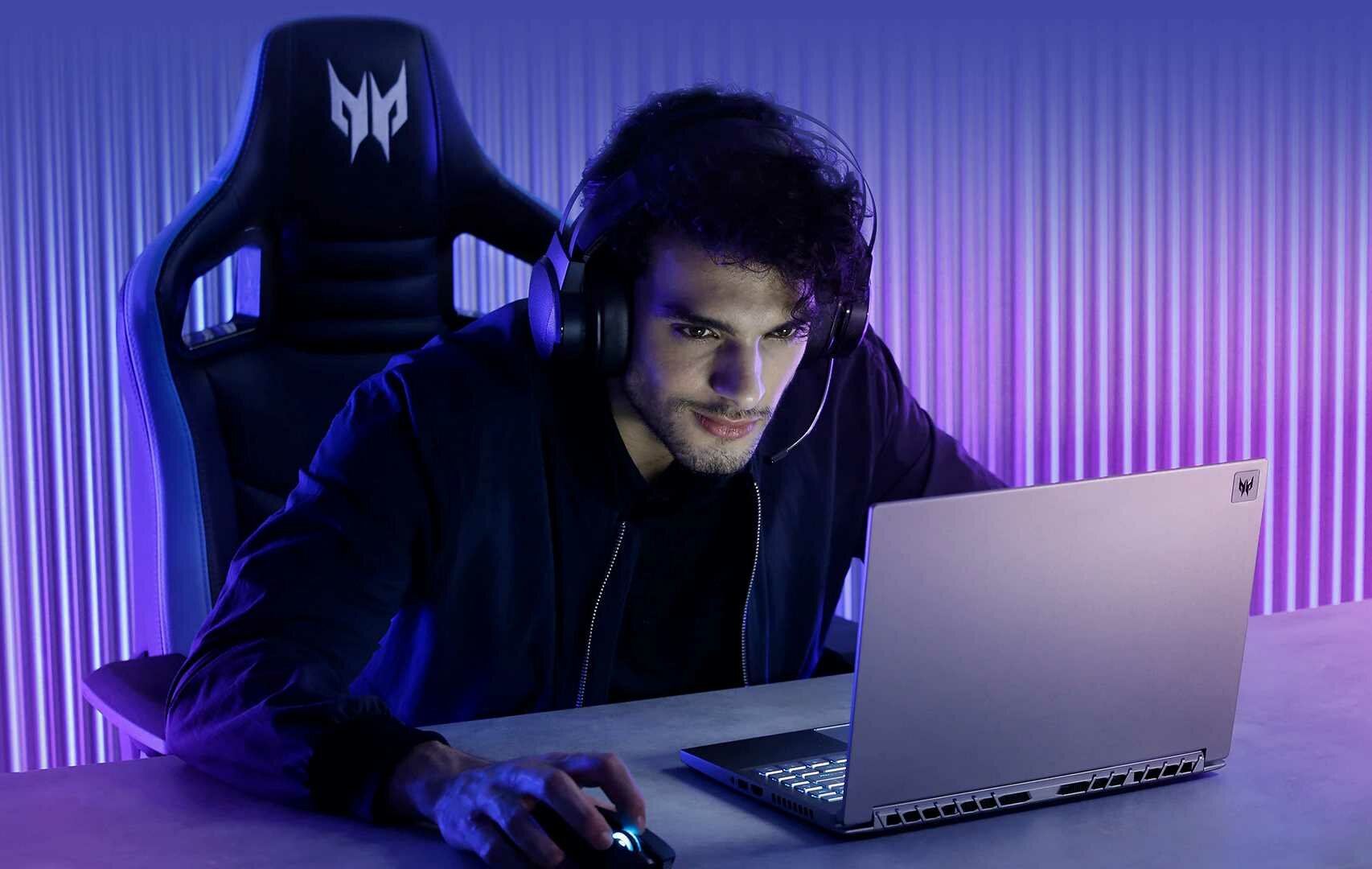 Laptop ACER Predator Triton 300 SE - Laptop gamingowy