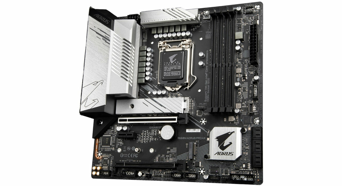Plyta-GIGABYTE-B560M-skos