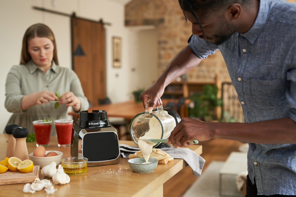 Blender kielichowy RUSSELL HOBBS Sensigence Intelligent 28241-56