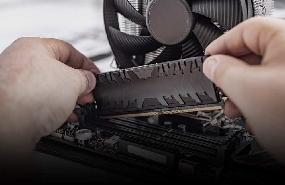 Komputer ACTINA iCUE Mistrzowska płynność