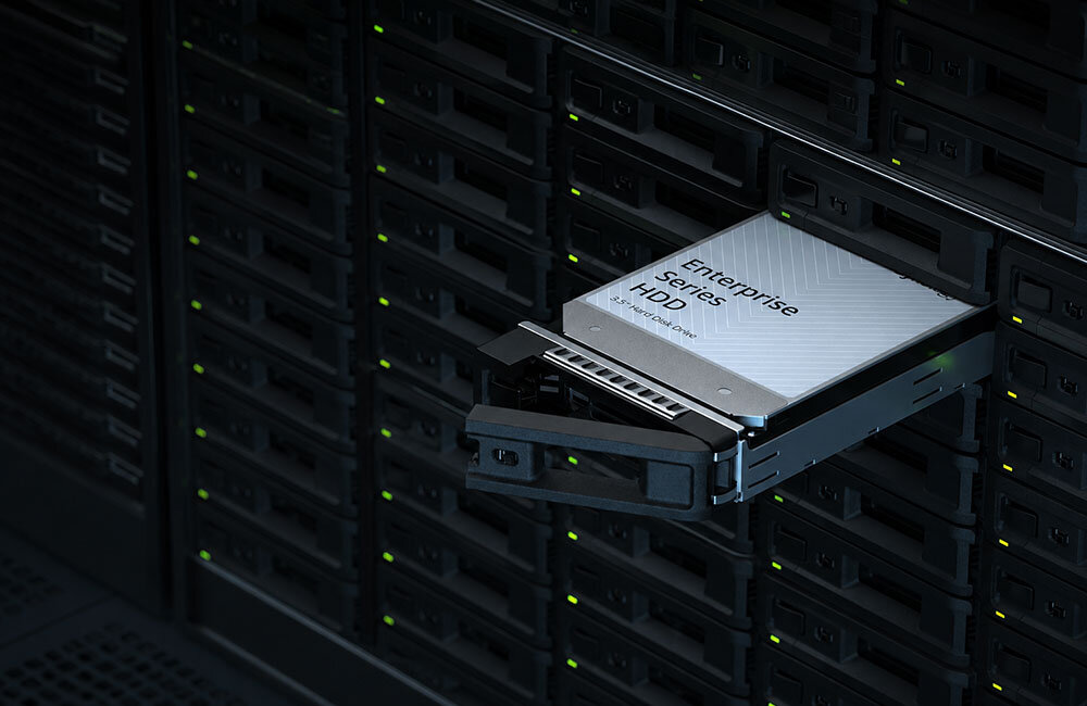 Dysk HDD Synology w serwerowni.