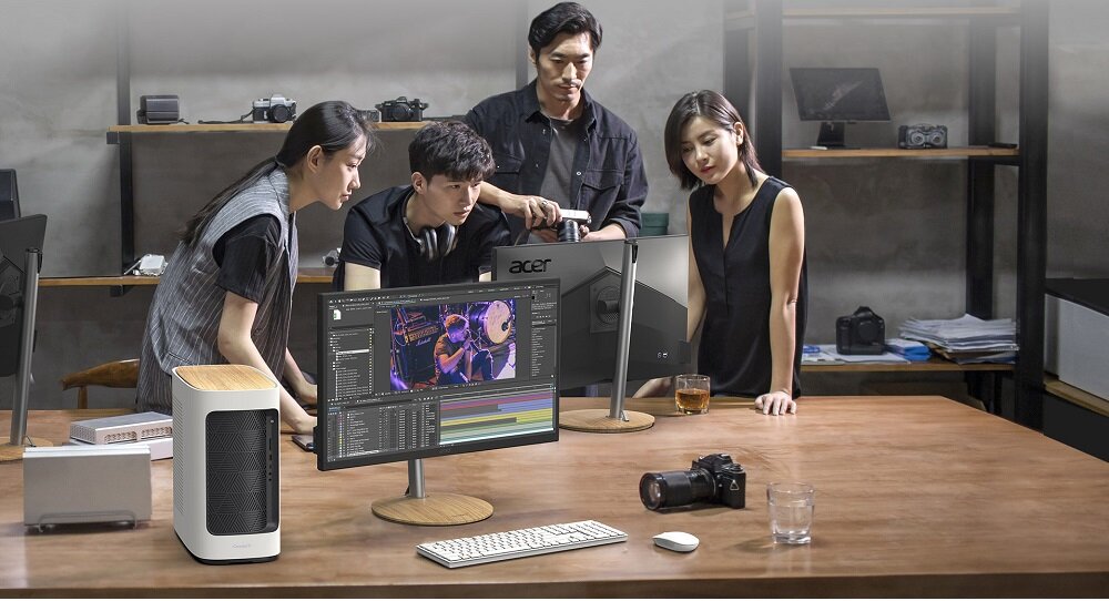 Komputer ACER ConceptD 300 - dysk SSD wygoda