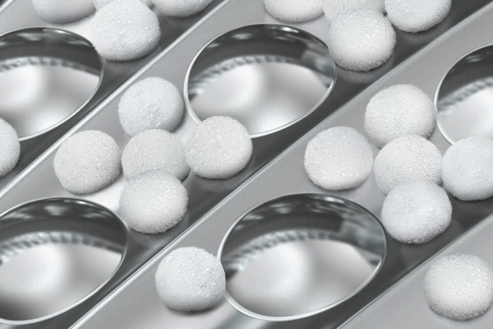 pomaga usuwać najtrudniejsze zabrudzenia pomaga usuwać najtrudniejsze zabrudzenia