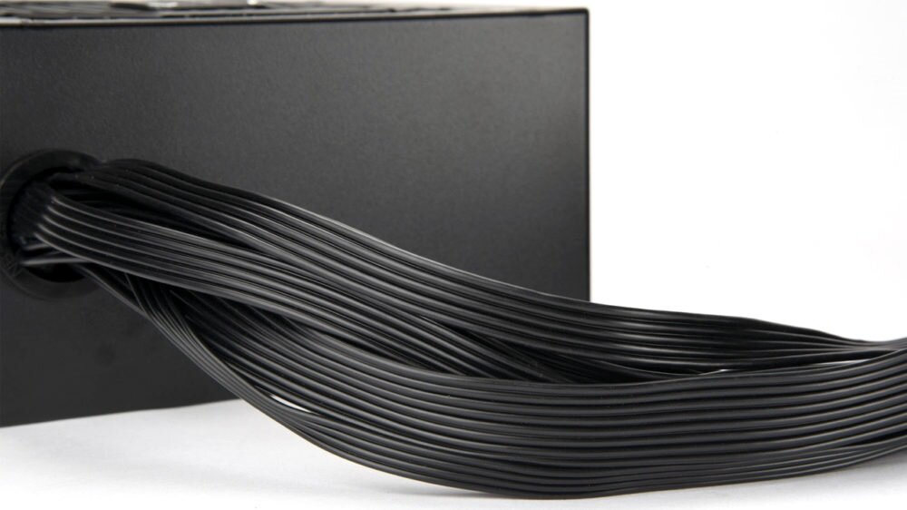 Zasilacz ENERMAX MaxPro 2 600W - Okablowanie pol modularne 