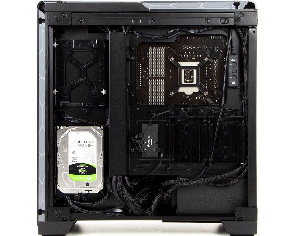 Komputer OPTIMUS E-Sport Extreme GZ590T-CR2 - dodatkowe akcesoria