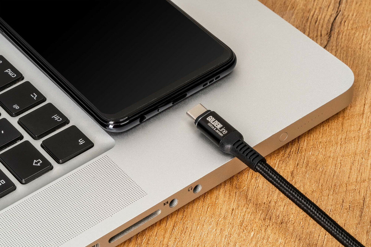 Kabel USB Typ C - Lighting GÖTZE & JENSEN Golden Line 1 m wyglad portyzlaczki