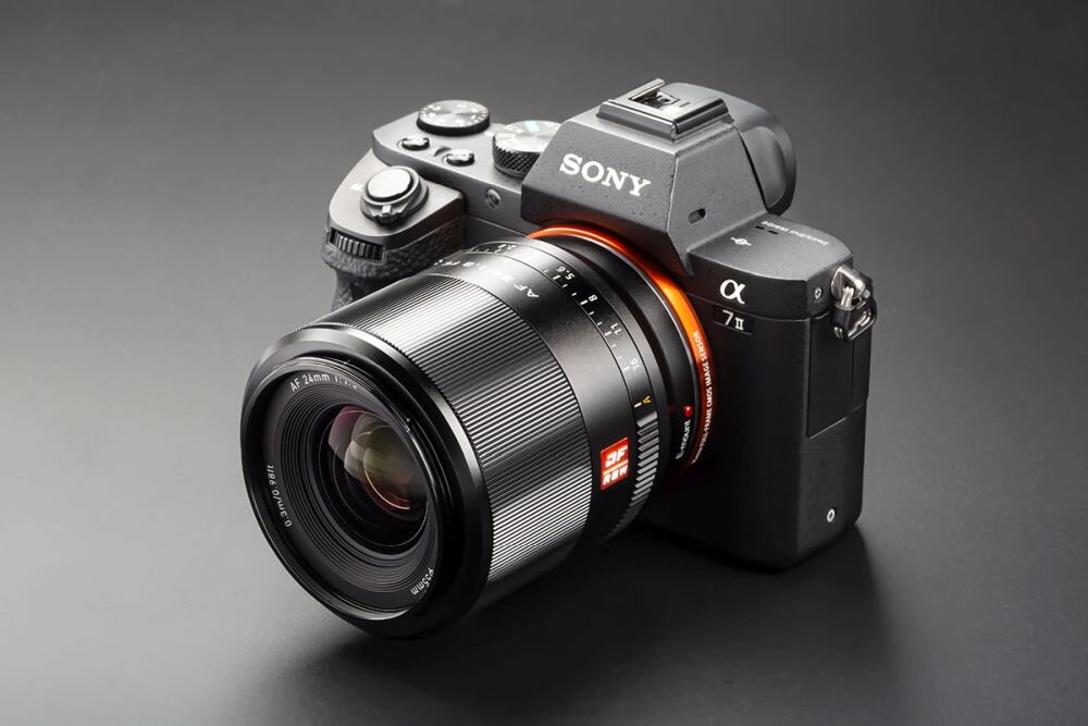 Obiektyw VILTROX AF 24mm f-1.8 FE Sony E ogniskowa przysłona ostrość pierścienie optyka soczewki powłoki montaż bagnet światło jasność zoom filtry waga