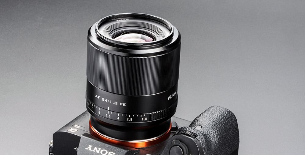 Obiektyw VILTROX AF 24mm f-1.8 FE Sony E ogniskowa przysłona ostrość pierścienie optyka soczewki powłoki montaż bagnet światło jasność zoom filtry waga