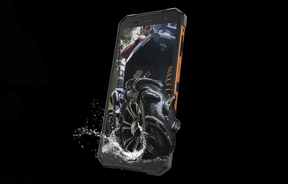 Smartfon MYPHONE Hammer Explorer Pro obudowa wytrzymałość ekran procesor bateria aparat rozdzielczość porty system wydajny ram pojemność sieć