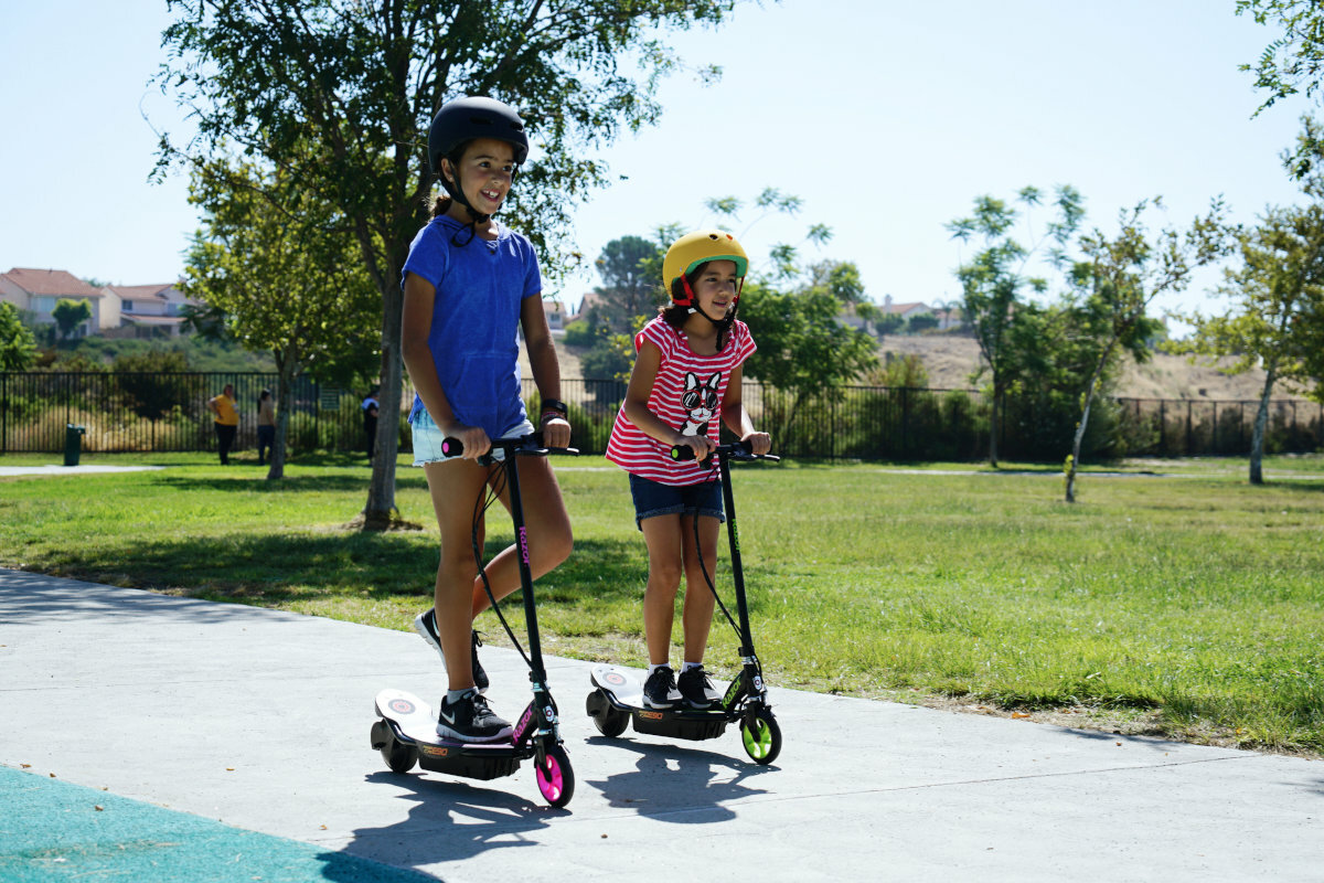 Hulajnoga elektryczna RAZOR Power Core E90 Czerwony hamulec podest