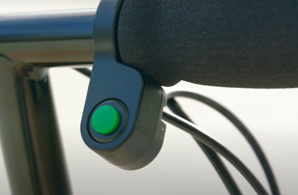 Hulajnoga elektryczna RAZOR Power Core E90 Glow Czarno-czerwony hamulec ręczny niezwykle czuły