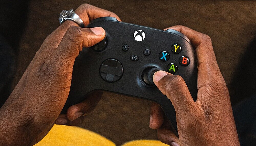 KONTROLER XBOX SERIES X Przewodowy CZARNY udostępnianie