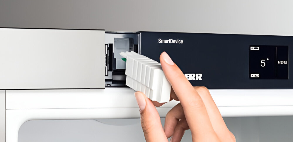 Lodówka LIEBHERR IRe 5100 Pure moduł SmartDeviceBox Internet