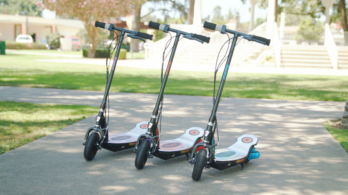 Hulajnoga elektryczna RAZOR Power Core E100 Czerwony wyglad parametry