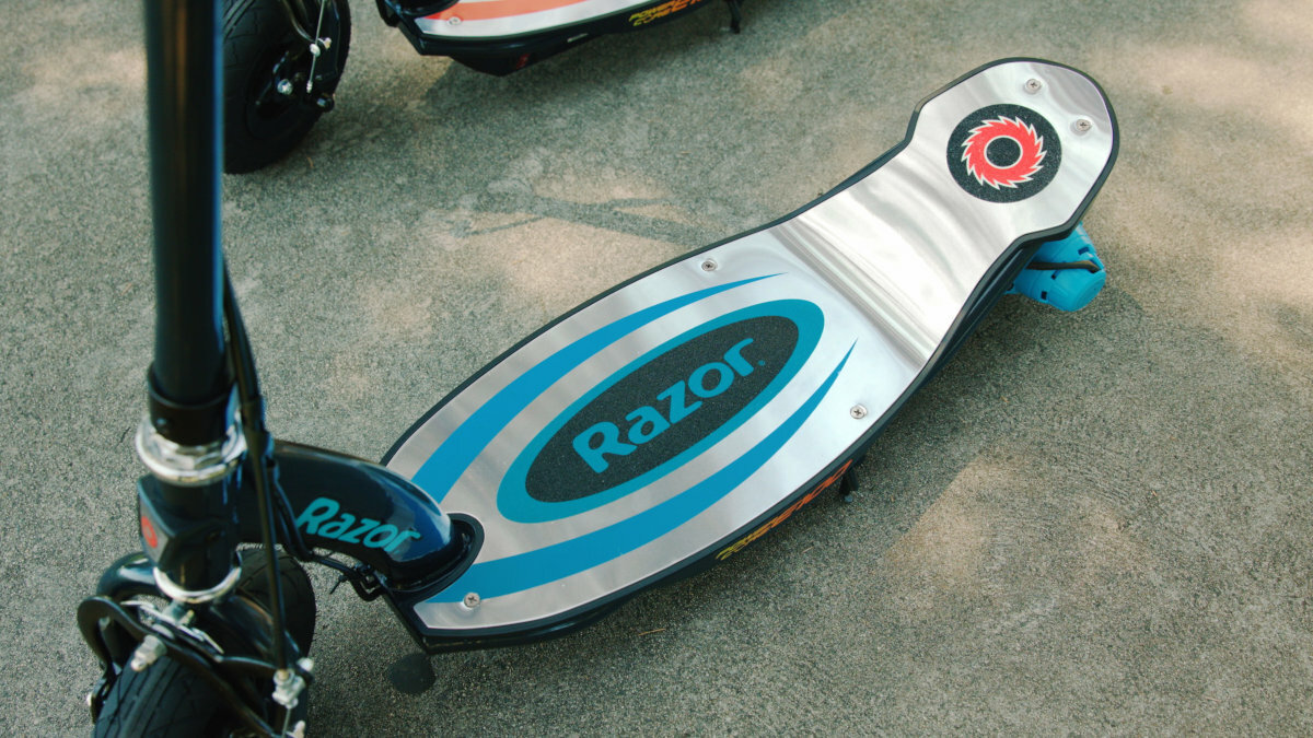 Hulajnoga elektryczna RAZOR Power Core E100 Czerwony hamulec podest