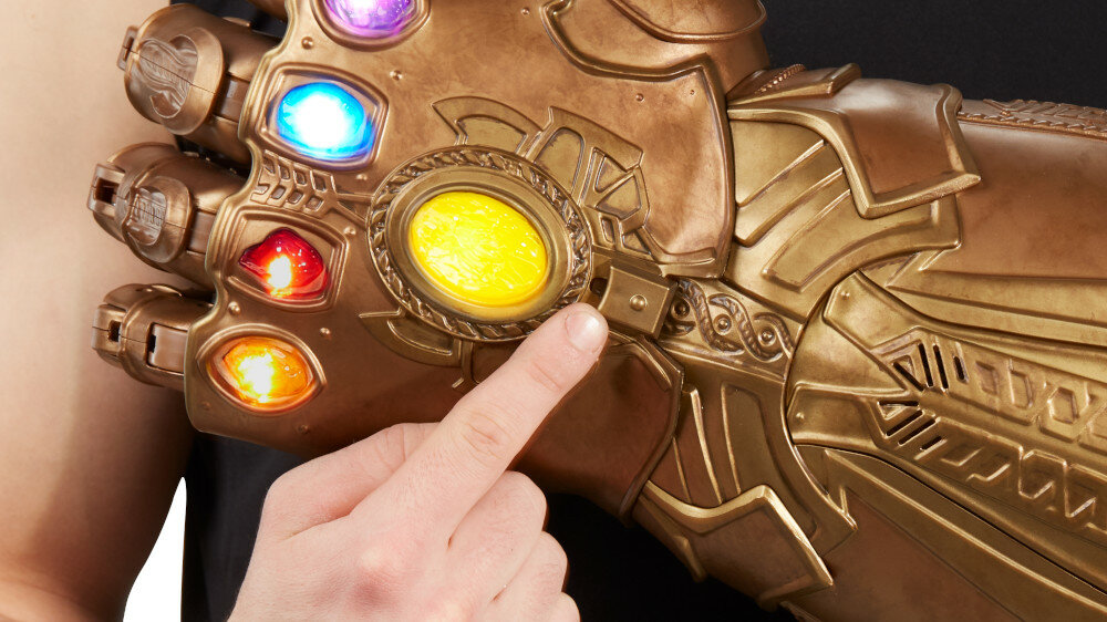 Rękawica HASBRO Avengers Legends Gear Infinity Gauntlet  - baterie
