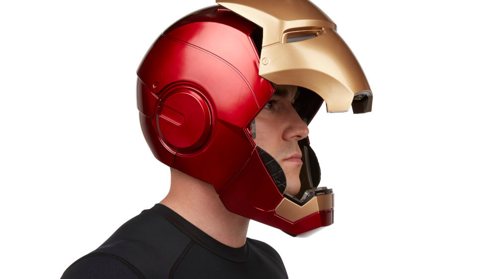 Hełm HASBRO Avengers Iron Man Electronic - efekty