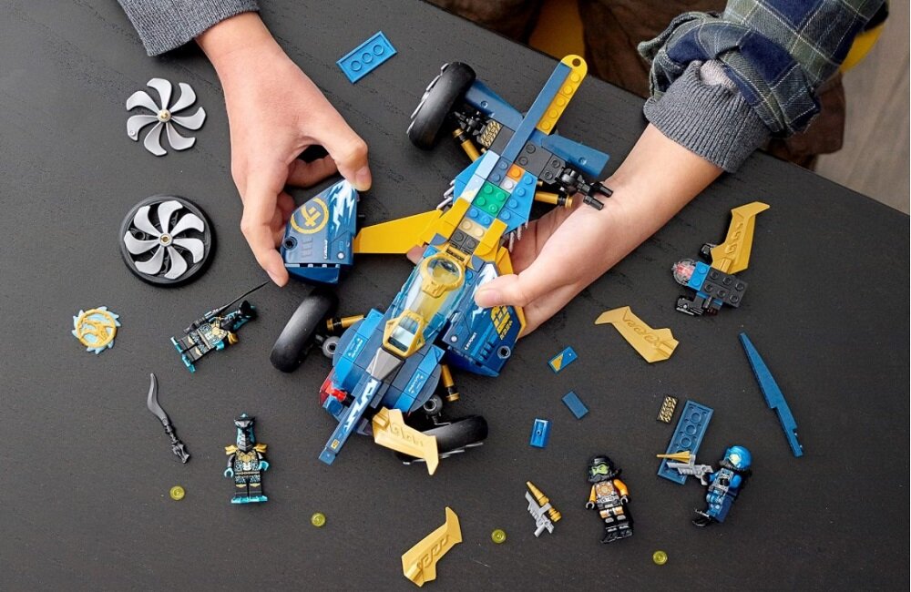 LEGO Ninjago Podwodny śmigacz ninja 71752 Dziecko zanurzy się w świecie wyobraźni