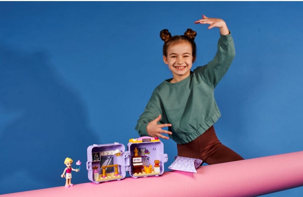 LEGO Friends Baletowa kostka Stephanie 41670 Podaruj miłośnikom tańca przenośny zestaw Wiele godzin ciekawej zabawy podczas podróży 