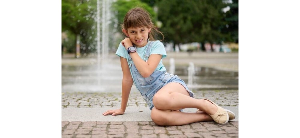 Smartwatch GARETT Kids Trendy 4G ekran bateria ładowanie monitoring zdrowie gps lte aparat dzwonienie połączenie nadzór pasek