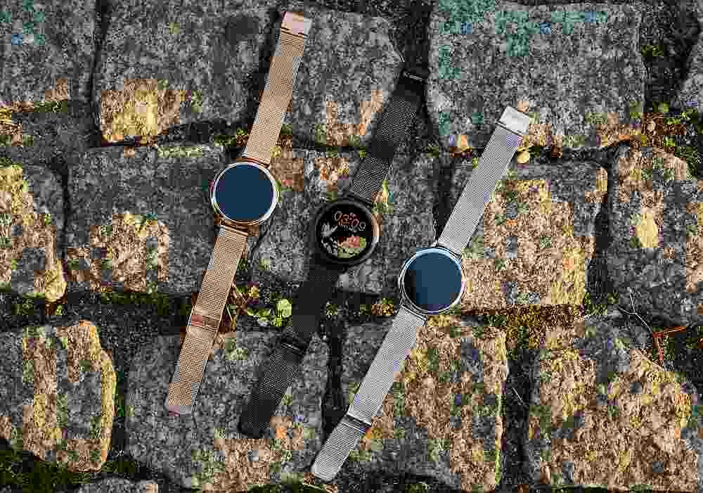 Smartwatch GARETT Women Emma ekran bateria pasek wykonanie odporność funkcje monitoring pomiar aplikacja łączność odbieranie dzwonienie