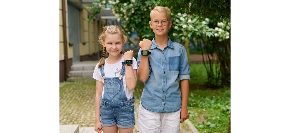 Smartwatch GARETT Kids Trendy 4G ekran bateria ładowanie monitoring zdrowie gps lte aparat dzwonienie połączenie nadzór pasek