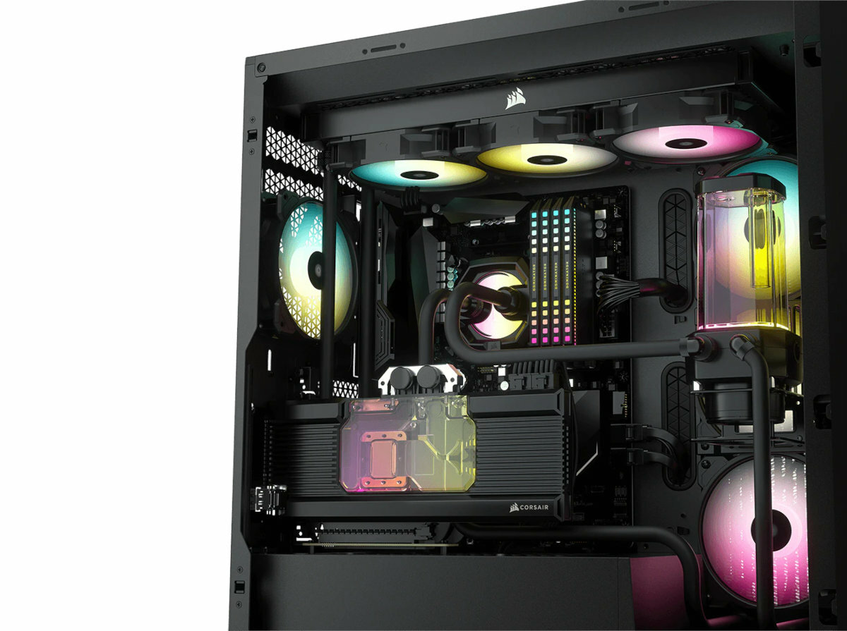 CORSAIR-DUAL-SP140-w-obudowie3
