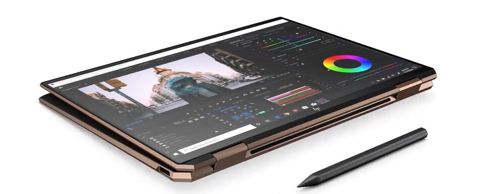 Laptop HP Spectre x360 - podświetlana klawiatura elegnacki wygląd