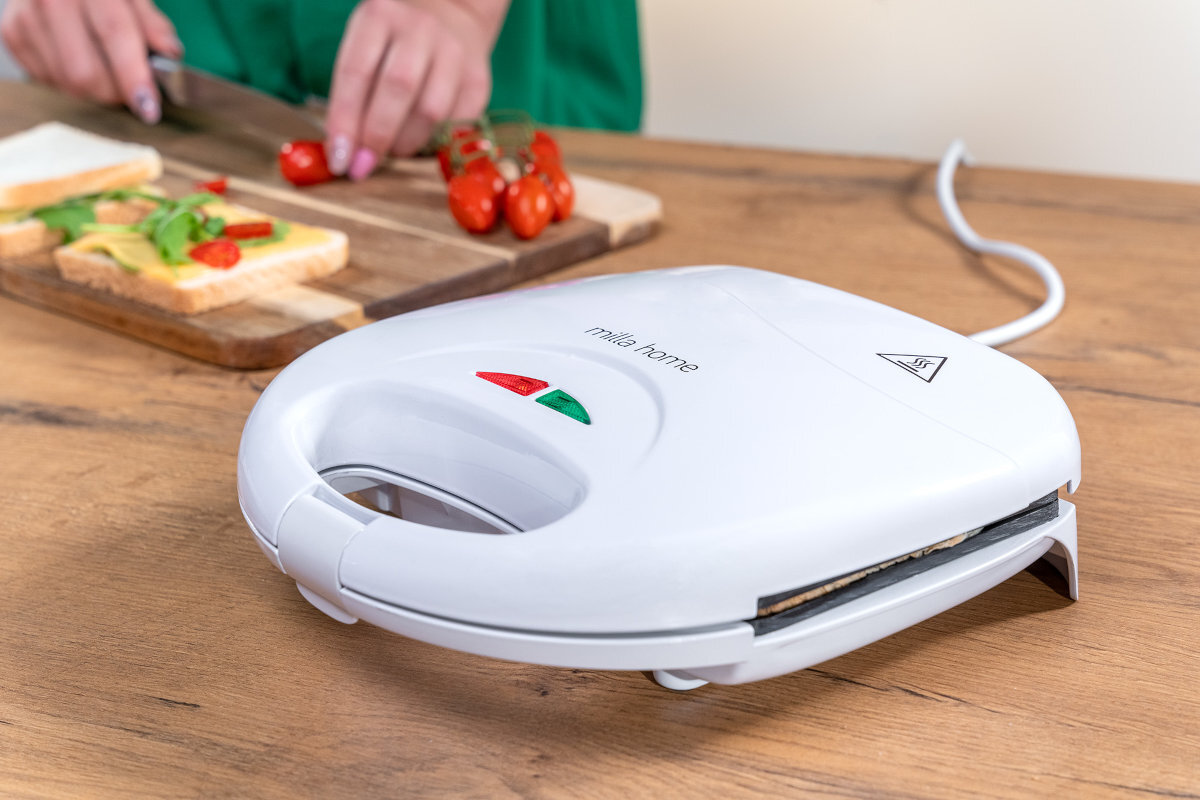 Opiekacz MILLA HOME MSM100 moc zielona lampka