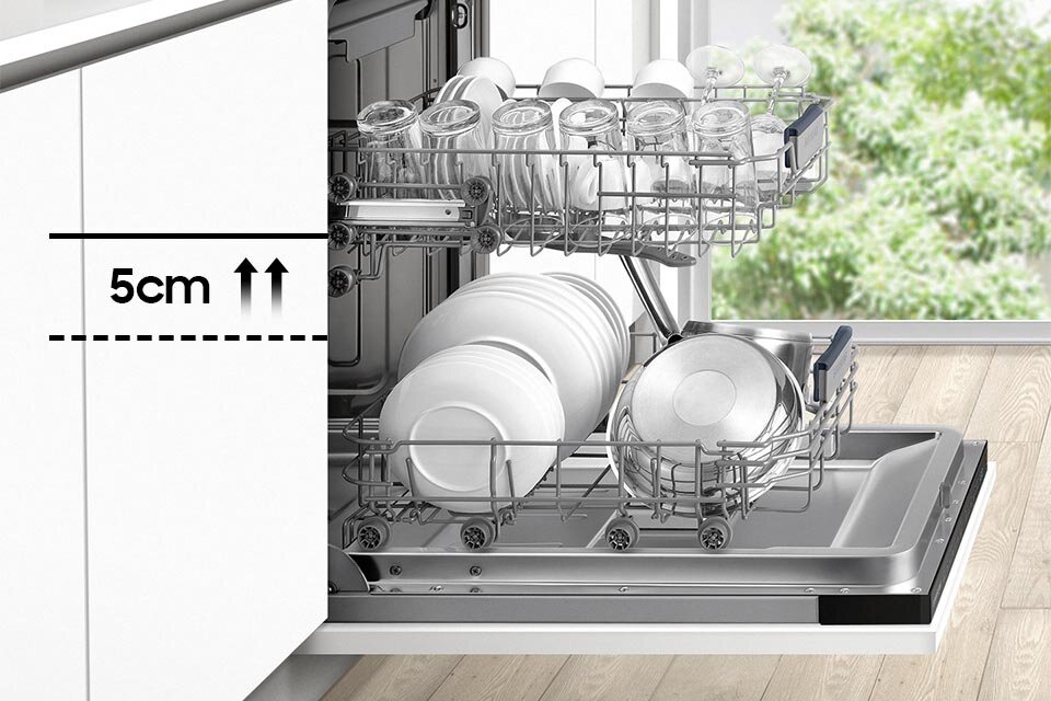 Regulacja wysokości górnego kosza w zakresie 5 cm w górę i dół