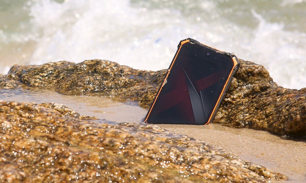 Smartfon DOOGEE S88 Plus  ekran procesor bateria pamięć aparat gps 