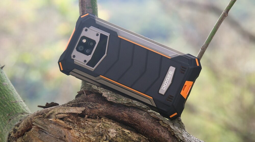 Smartfon DOOGEE S88 Plus  ekran procesor bateria pamięć aparat gps 