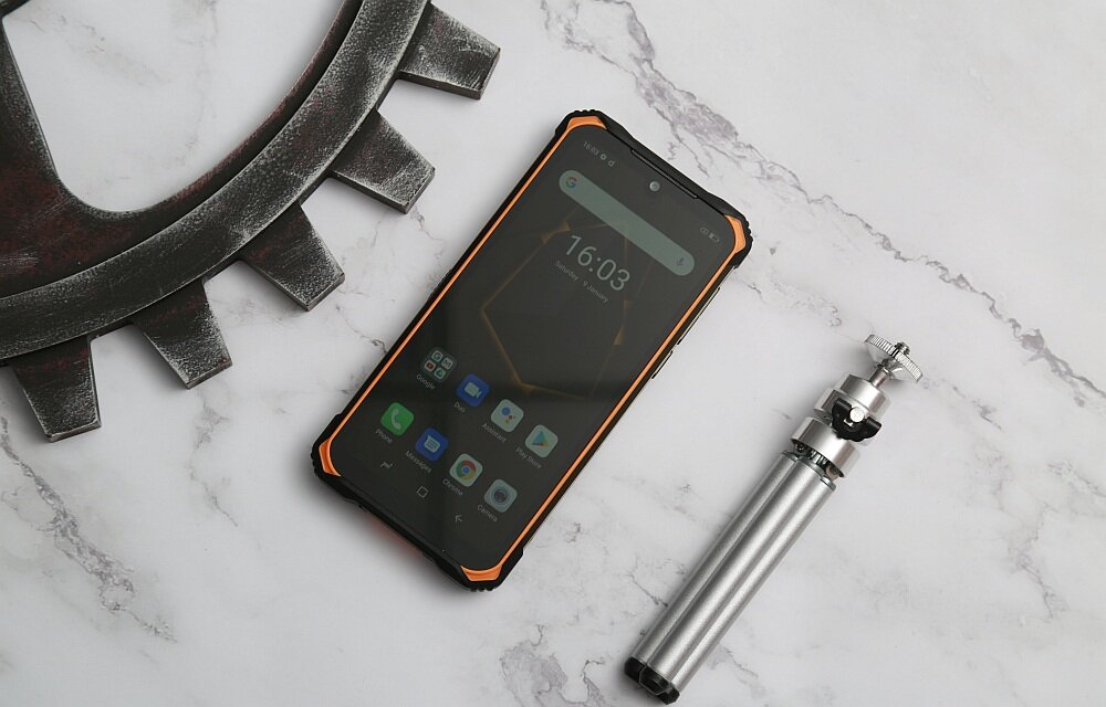 Smartfon DOOGEE S86  ekran procesor bateria pamięć aparat gps 