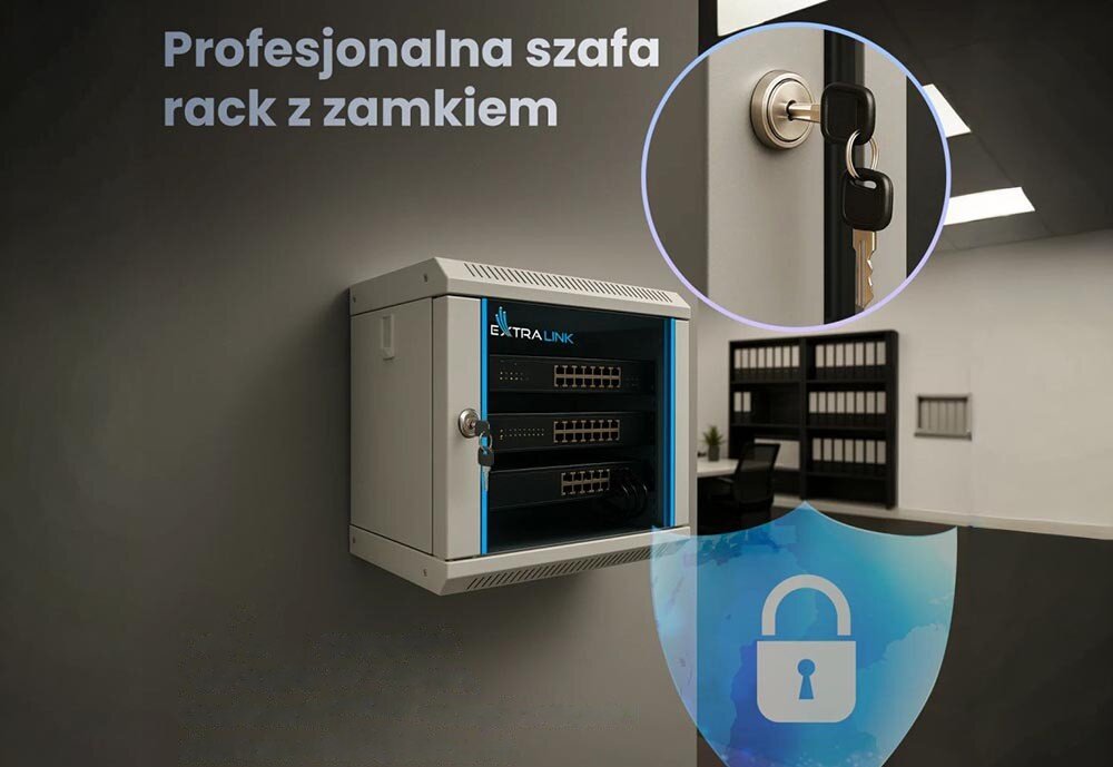 Szafa RACK EXTRALINK 10 6U EX.14473 300 x 300 mm Uśmiechnięty mężczyzna klęczący na podłodze, składający szafę wiszącą z pomocą instrukcji i śrubokrętów, przestrzeń wewnątrz, otwory na kable