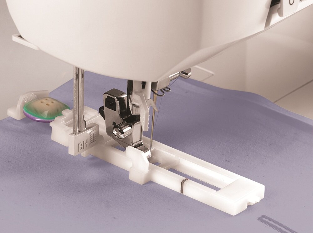 Maszyna do szycia VERITAS Amelia 7 rodzajów dziurek, dziurka bez obracania materiału