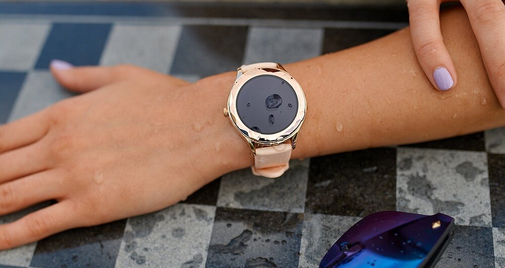 Smartwatch GARETT Women Elise ekran bateria pasek wykonanie odporność funkcje monitoring pomiar aplikacja łączność odbieranie dzwonienie