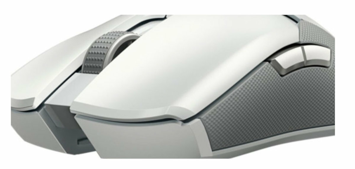 RAZER-Viper-Ultimate-ze-stacja-przyciski