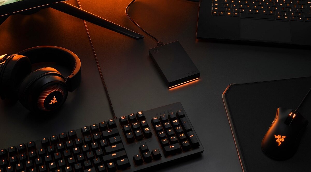 Dysk SEAGATE FireCuda Gaming Podświetlenie RGB interfejs USB 3.0 czarny HDD dla gamerów bask-up Wymiary waga kolor pojemność
