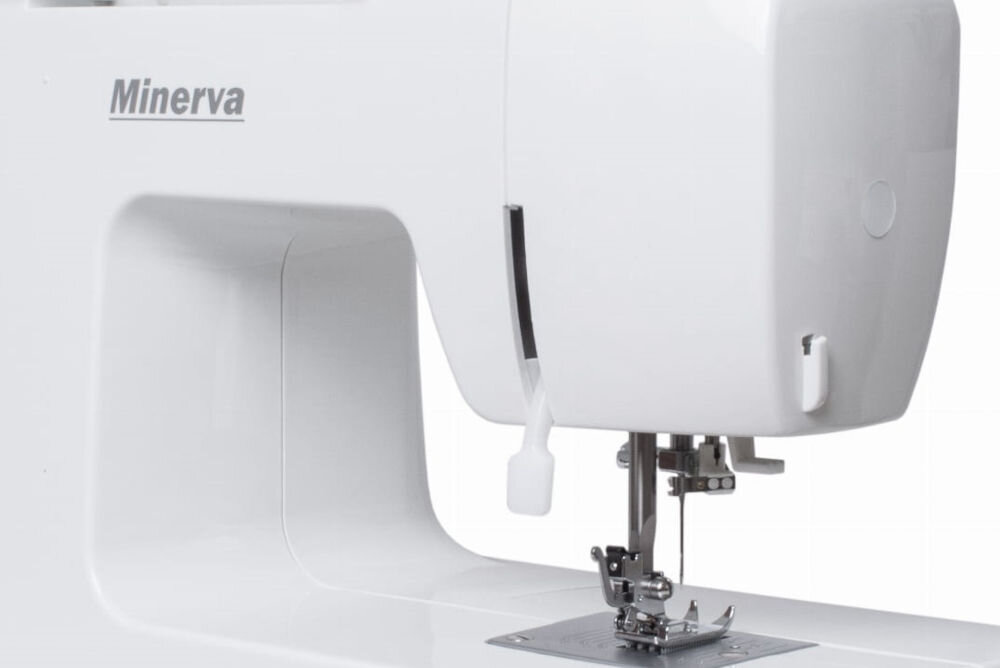 Maszyna do szycia MINERVA M823B New funkcja wolnego ramienia wygodne obszywanie rękawy nogawki ułatwienie pracy precyzyjne szycie małe poprawki większe projekty