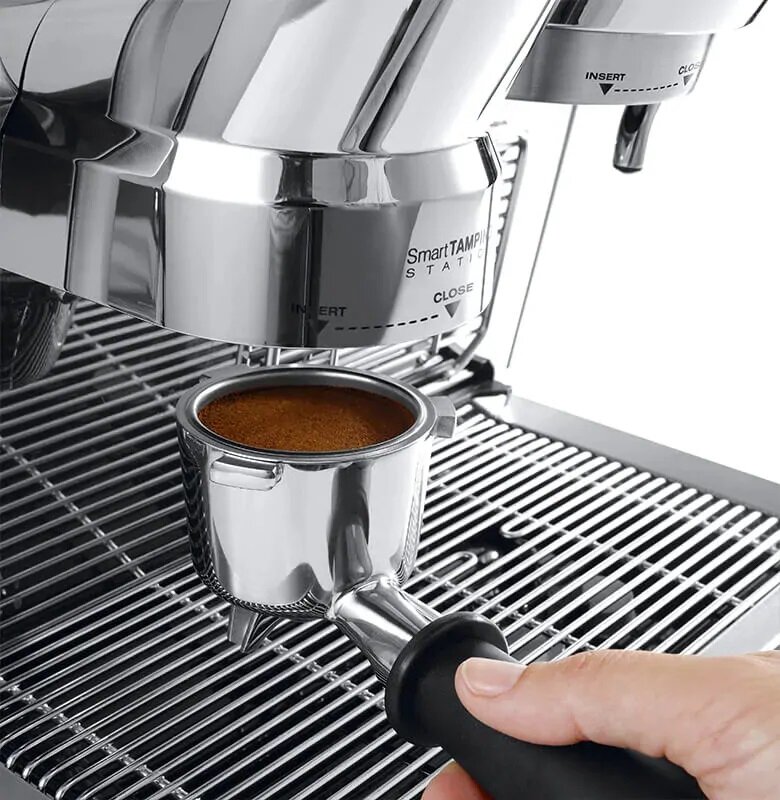 Ekspres DELONGHI La Specialista EC9355.M 2.0 wszystko pozostaje czyste