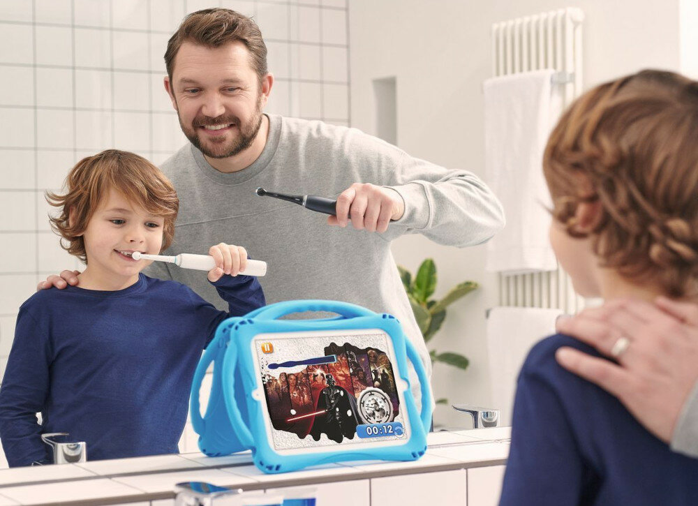 Szczoteczka rotacyjna ORAL-B Pro 3 Kids Junior Star Wars aplikacja