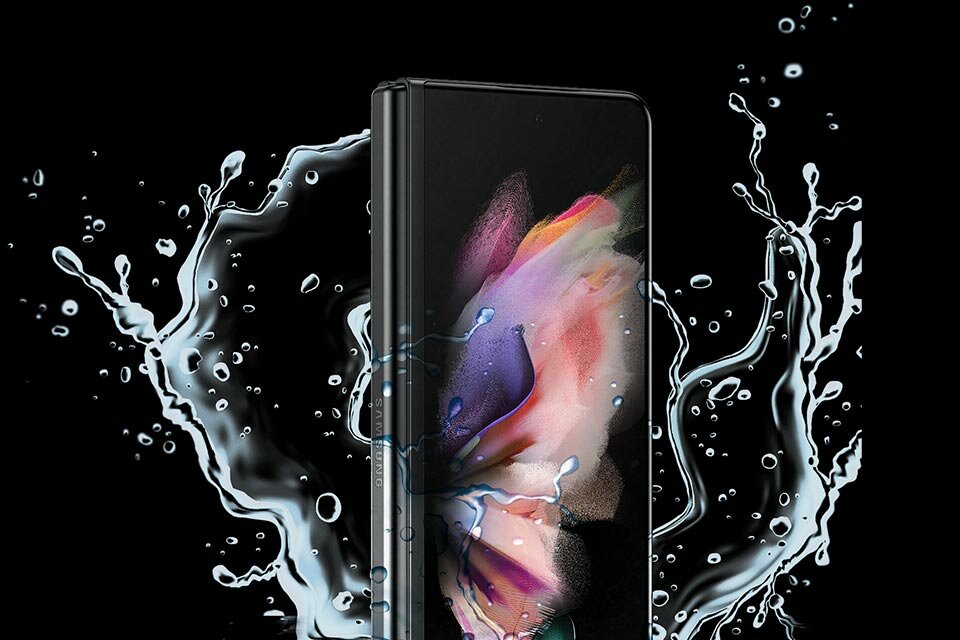 Samsung Z Fold3 5G to pierwszy wodoodporny smartfon składany tej firmy - kup już dziś w Media Expert.