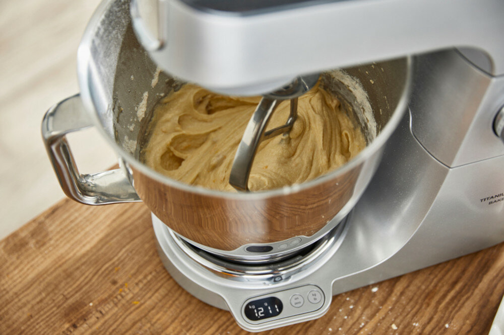 KENWOOD KVL85.124SI ПЛАНЕТАРНЫЙ РОБОТ TITANIUM CHEF BAKER XL (СЕРЕБРЯНЫЙ) Мощность двигателя 1200 Вт