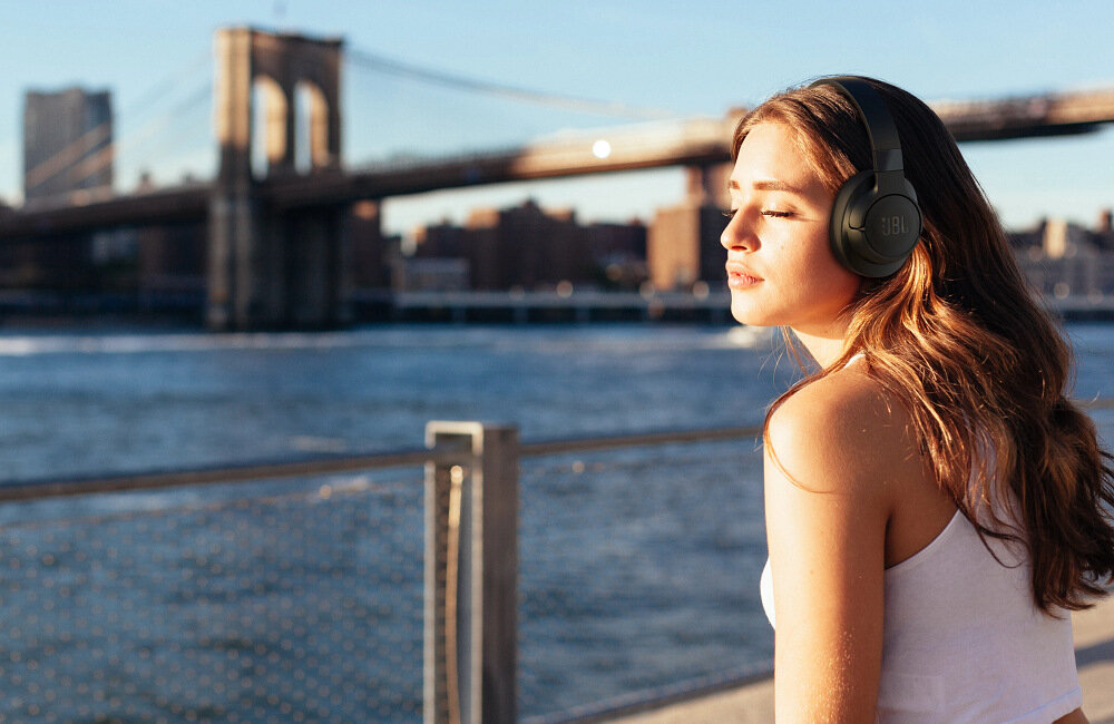 Słuchawki nauszne JBL Tune 760NC czas pracy czas działania bateria