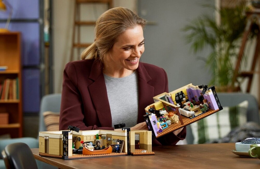 LEGO Creator Mieszkania z serialu Przyjaciele 10292 Czas na zasłużony relaks